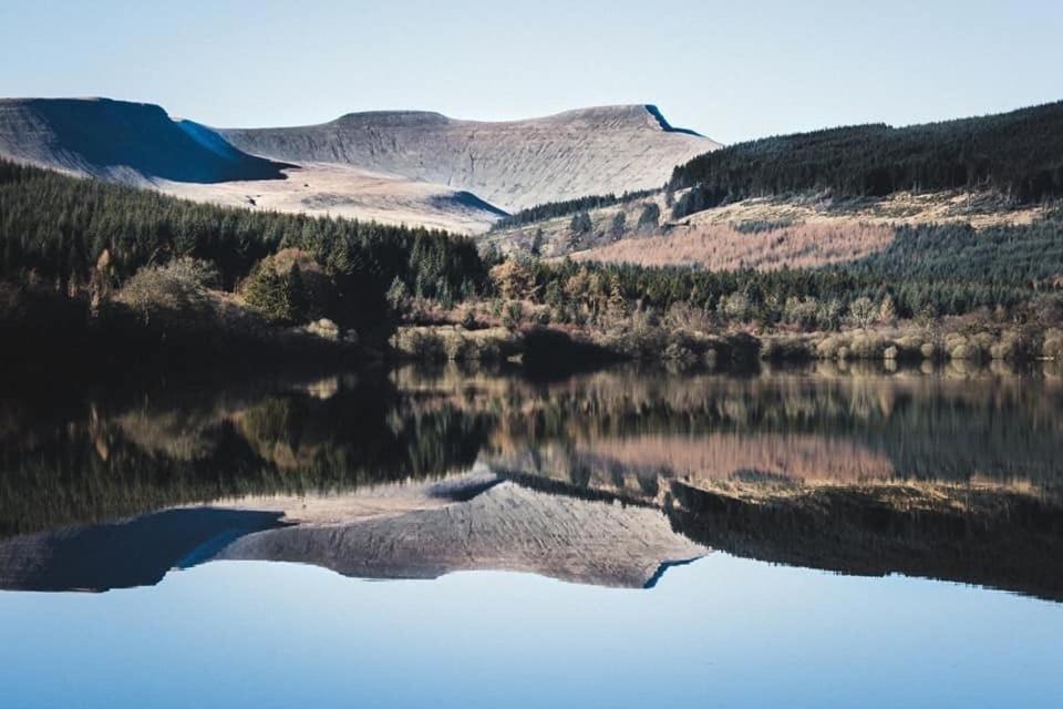 James' Place @ Bike Park Wales And The Brecon Beacons マーサー・ティドビル エクステリア 写真
